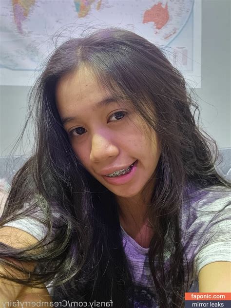 Creamberryfairy / Shavedstudent / sexxxystudent Nude OnlyFans .